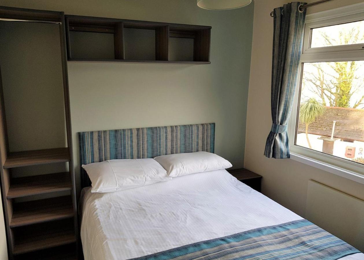 Sandaway Beach Holiday Park Combe Martin Exterior foto