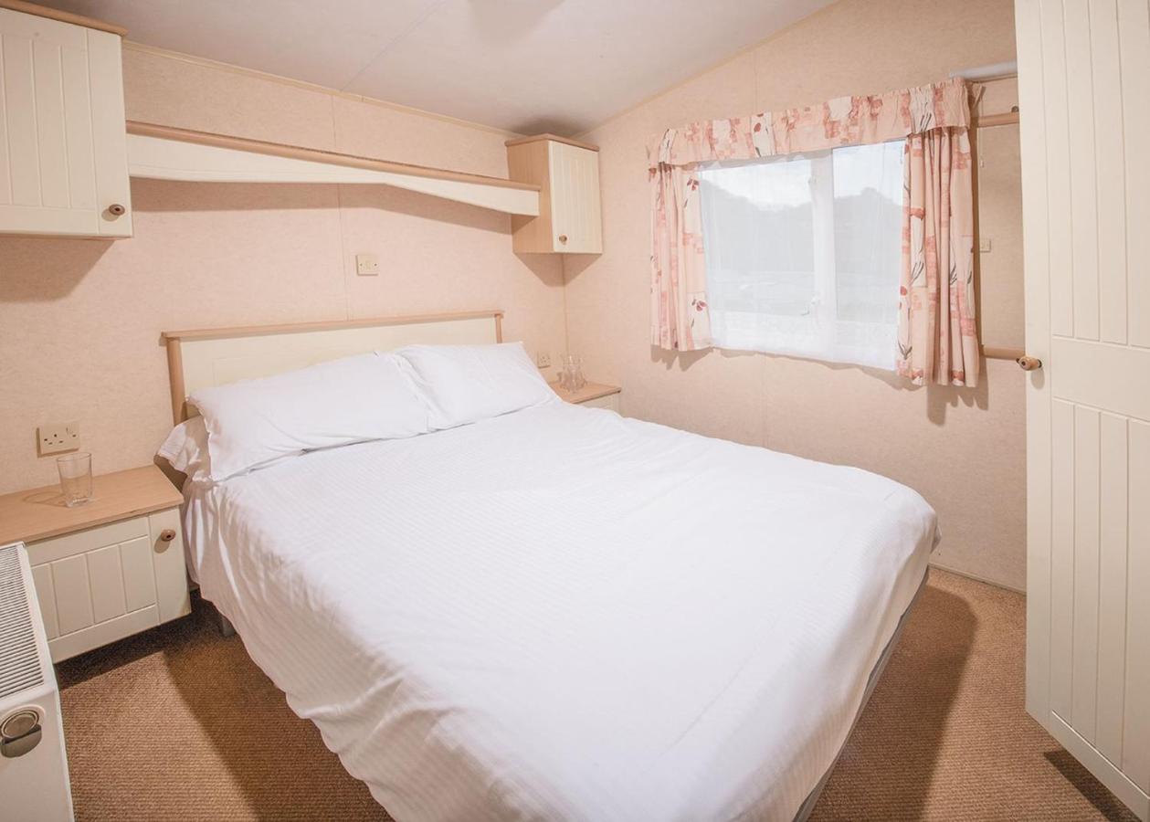 Sandaway Beach Holiday Park Combe Martin Exterior foto