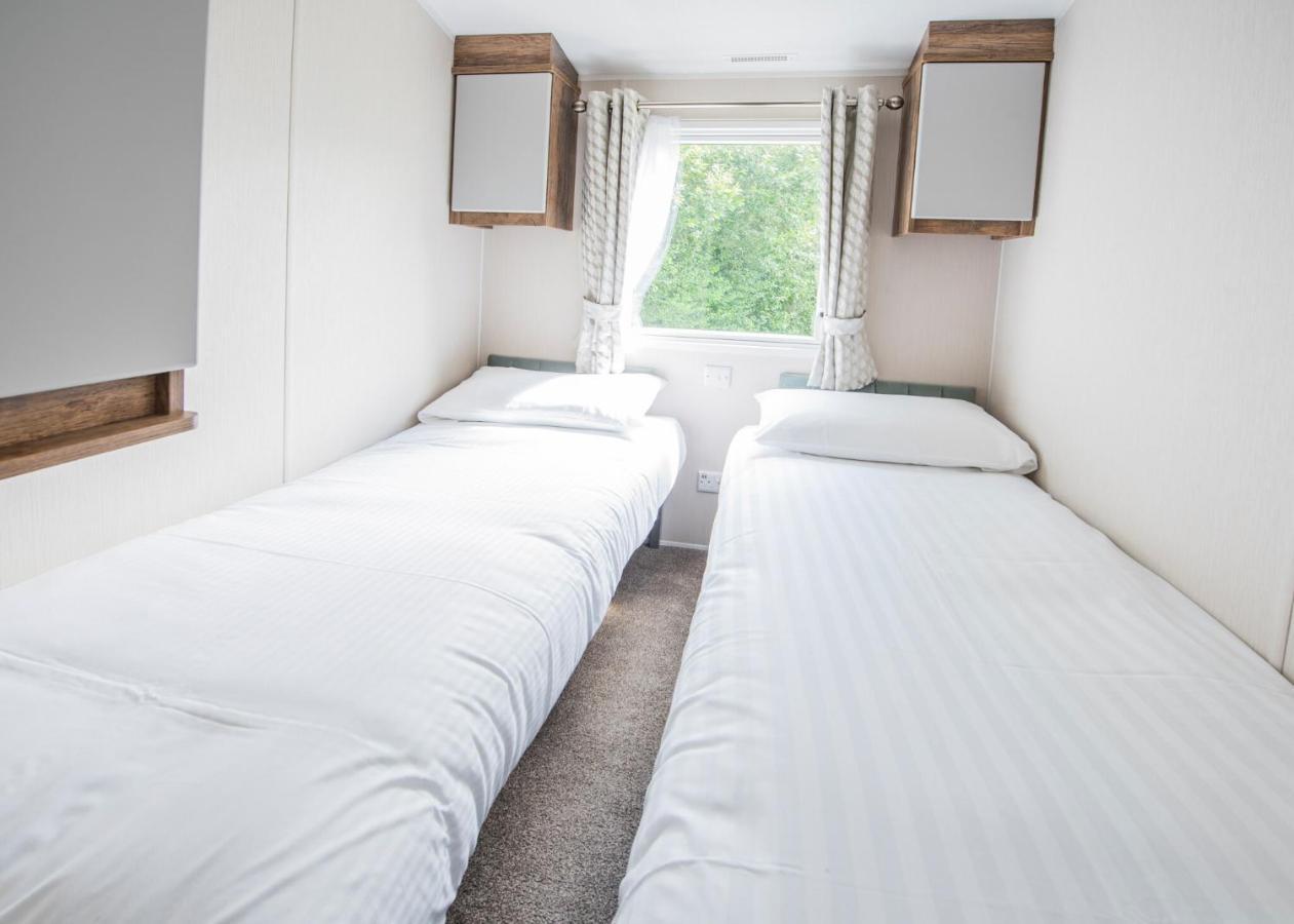 Sandaway Beach Holiday Park Combe Martin Exterior foto