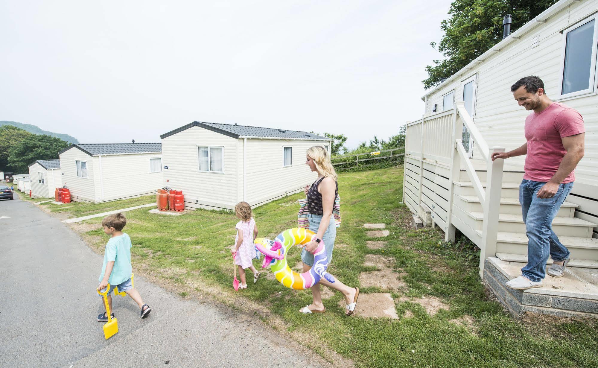 Sandaway Beach Holiday Park Combe Martin Exterior foto